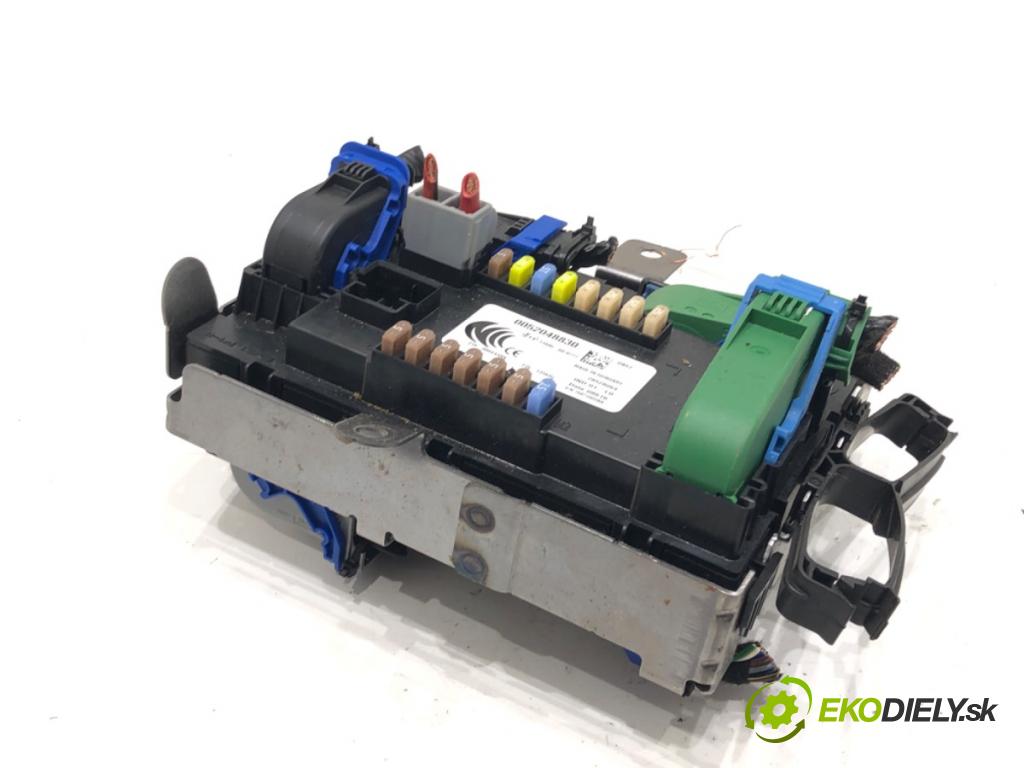 FIAT TIPO sedan (356_) 2015 - 2022    1.6 D (356SXG1B) 88 kW [120 KM] olej napędowy 2015 - 2022  modul BSI 0052048830 (Pojistkové skříňky)