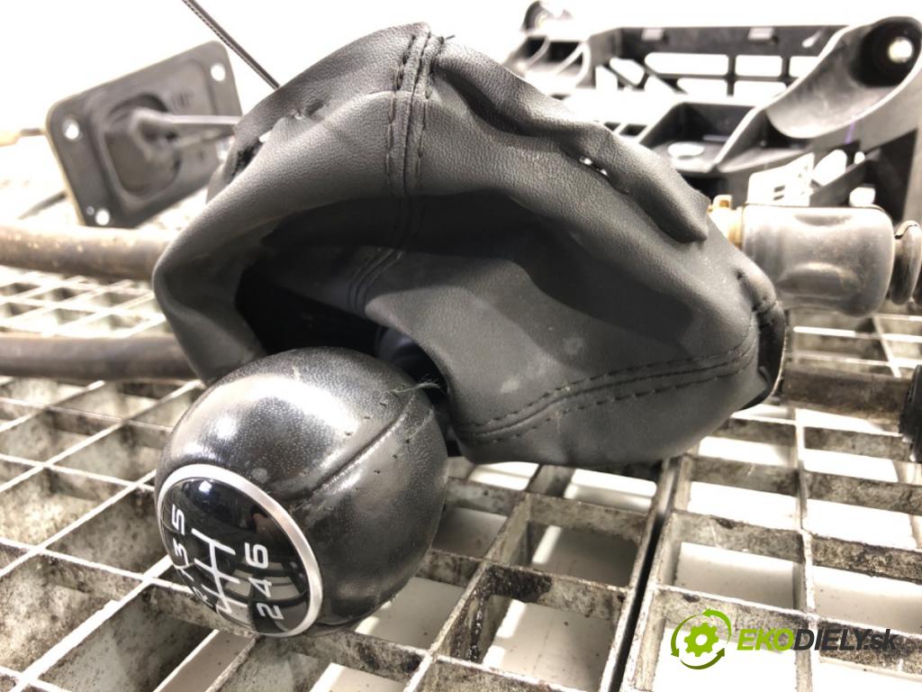 FIAT TIPO sedan (356_) 2015 - 2022    1.6 D (356SXG1B) 88 kW [120 KM] olej napędowy 2015 - 2022  Kulisa 50294572 (Rýchlostné páky / kulisy)