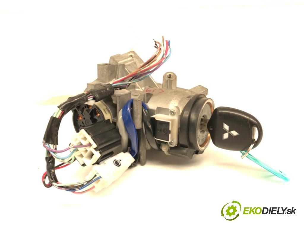 MITSUBISHI ASX (GA_W_) 2009 - 2022    1.6 MIVEC 86 kW [117 KM] benzyna 2010 - 2022  spinačka  (Spínacie skrinky a kľúče)