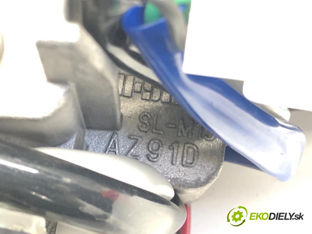 MITSUBISHI ASX (GA_W_) 2009 - 2022    1.6 MIVEC 86 kW [117 KM] benzyna 2010 - 2022  spinačka  (Spínacie skrinky a kľúče)