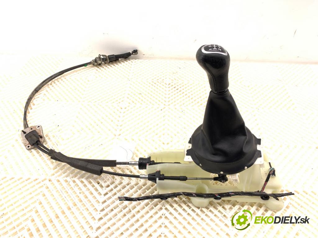 MITSUBISHI ASX (GA_W_) 2009 - 2022    1.6 MIVEC 86 kW [117 KM] benzyna 2010 - 2022  Kulisa  (Rýchlostná páka (kulisa))