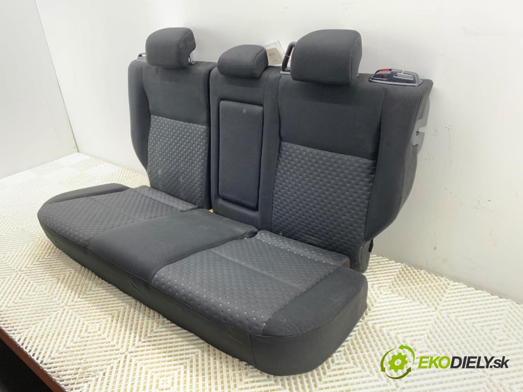 MITSUBISHI ASX (GA_W_) 2009 - 2022    1.6 MIVEC 86 kW [117 KM] benzyna 2010 - 2022  Sedadlo druhý rad