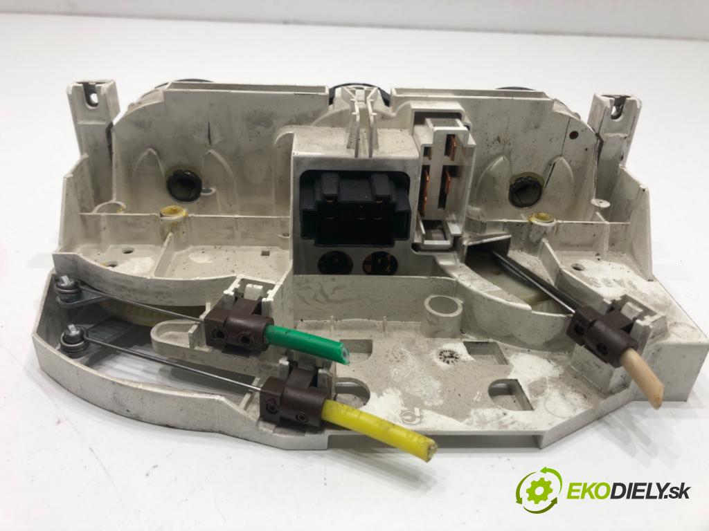 SEAT TOLEDO II (1M2) 1998 - 2006    1.9 TDI 66 kW [90 KM] olej napędowy 1999 - 2004  Panel ovládania kúrenia  (Prepínače, spínače, tlačidlá a ovládače kúrenia)