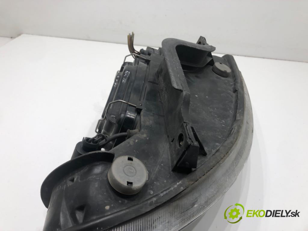 SEAT TOLEDO II (1M2) 1998 - 2006    1.9 TDI 66 kW [90 KM] olej napędowy 1999 - 2004  světlomet levý přední část