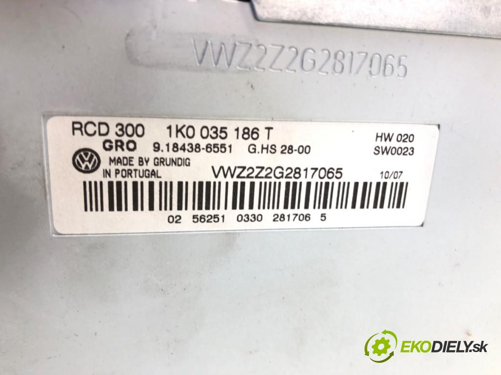 VW PASSAT B6 (3C2) 2005 - 2010    2.0 TDI 103 kW [140 KM] olej napędowy 2005 - 2009  RADIO 1K0035186T (Audio zariadenia)