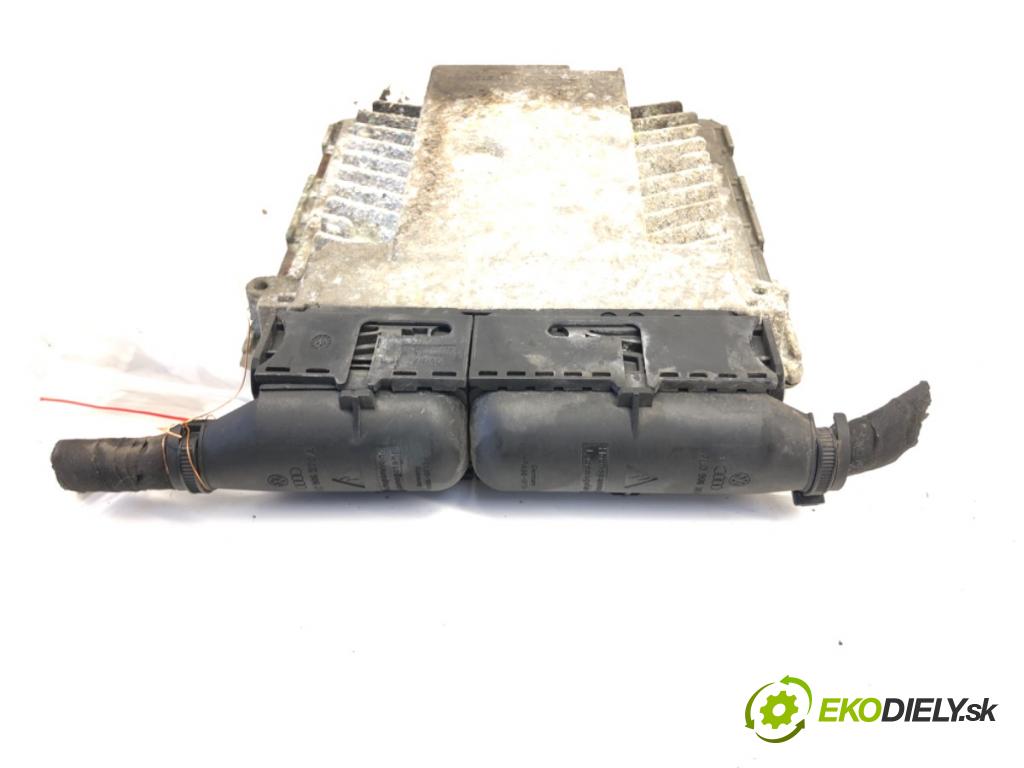 VW PASSAT B6 (3C2) 2005 - 2010    2.0 TDI 103 kW [140 KM] olej napędowy 2005 - 2009  riadiaca jednotka Motor 03G906018CE (Riadiace jednotky)