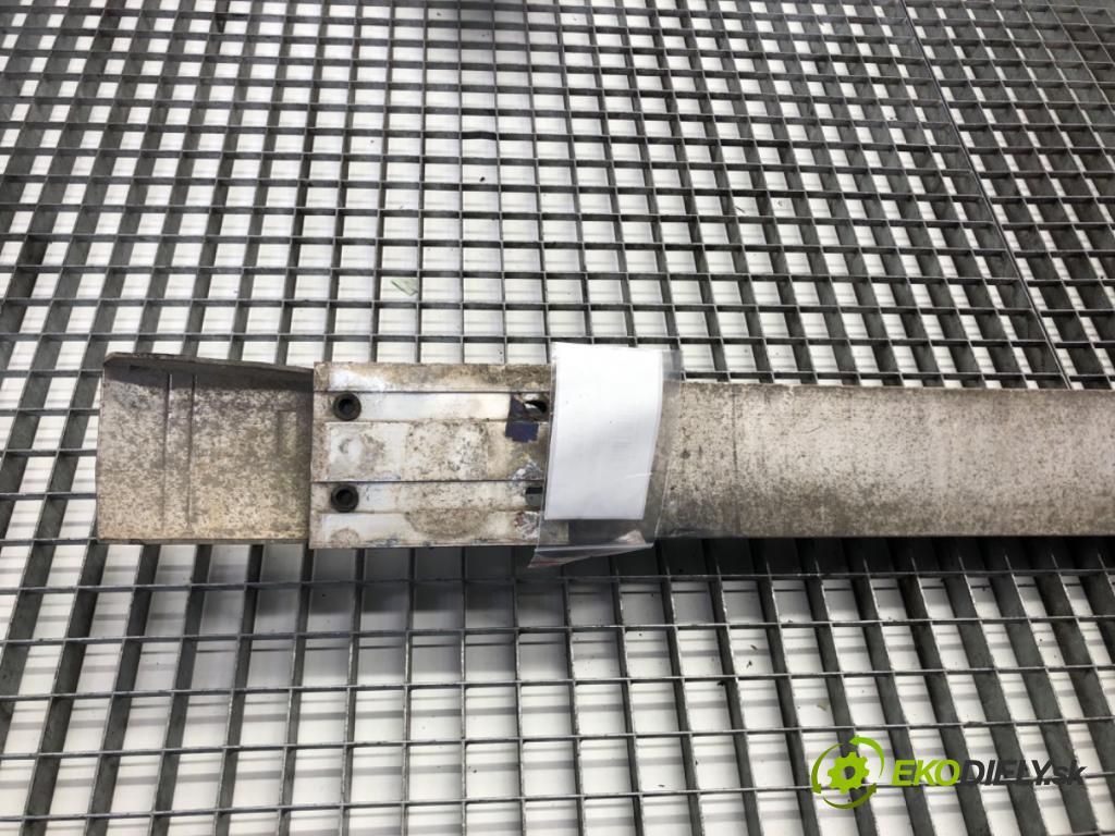 LAND ROVER FREELANDER I (L314) 1998 - 2006    1.8 16V 4x4 86 kW [117 KM] benzyna 1998 - 2006  výztuha nárazníka přední část  (Výztuhy přední)