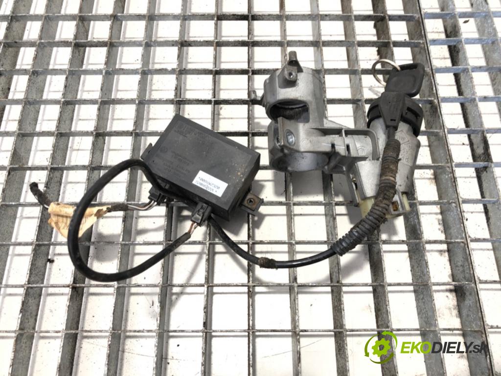 VW TRANSPORTER IV Autobus (70B, 70C, 7DB, 7DK, 70J, 70K, 7DC, 7 1990 - 2004    2.5 TDI 75 kW [102 KM] olej napędowy 1995 - 2003  spinačka 701905851 1H0953257B (Spínacie skrinky a kľúče)