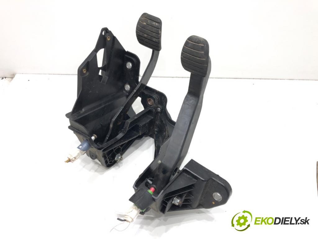 OPEL MOVANO B Autobus (X62) 2010 - 2022    2.3 CDTI FWD (JV) 92 kW [125 KM] olej napędowy 2010 - 2022  PEDÁL: 070108G (Pedál)