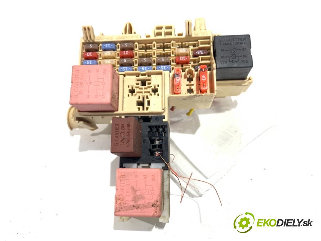 OPEL MOVANO B Autobus (X62) 2010 - 2022    2.3 CDTI FWD (JV) 92 kW [125 KM] olej napędowy 2010 - 2022  skříňka poistková  (Pojistkové skříňky)