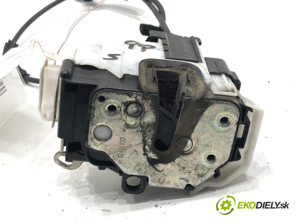 FORD KA (RU8) 2008 - 2016    1.3 TDCi 55 kW [75 KM] olej napędowy 2008 - 2016  zámok dveře pravý přední část 51794338