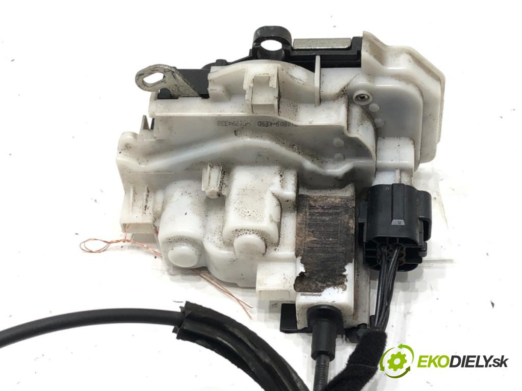 FORD KA (RU8) 2008 - 2016    1.3 TDCi 55 kW [75 KM] olej napędowy 2008 - 2016  zámok dveře pravý přední část 51794338