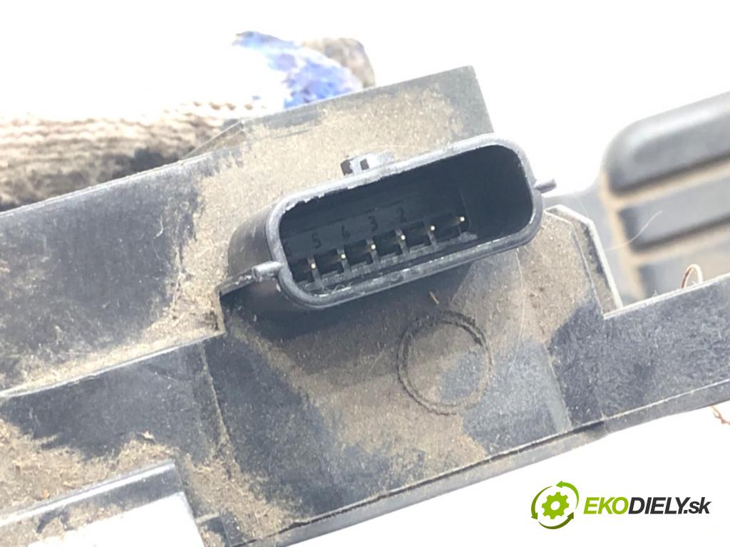 DACIA DOKKER nadwozie wielkoprzestrzenne (MPV) (KE_) 2012 - 2022    1.5 dCi / Blue dCi 75 (KEAJ, KEAH, KEJW) 55 kW [75 KM] olej napędowy 2012 - 2022  Potenciometer plynu 180108712R (Pedále)