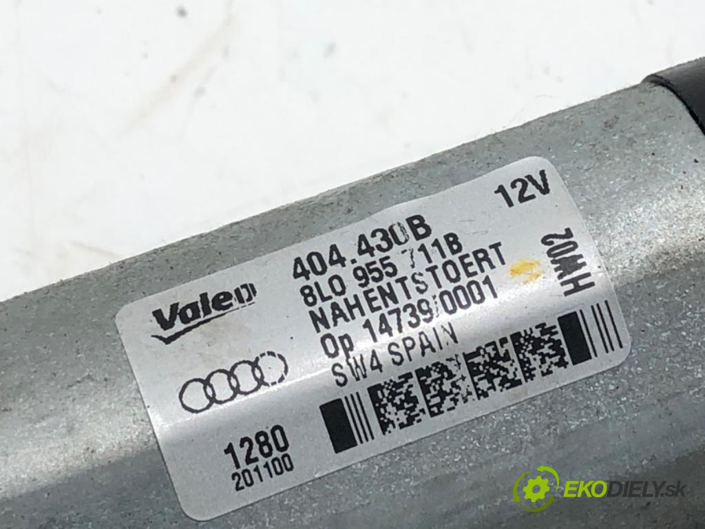 AUDI A3 (8L1) 1996 - 2006    1.6 75 kW [102 KM] benzyna 2000 - 2003  motor stěračů zadní část 8L0955711B
