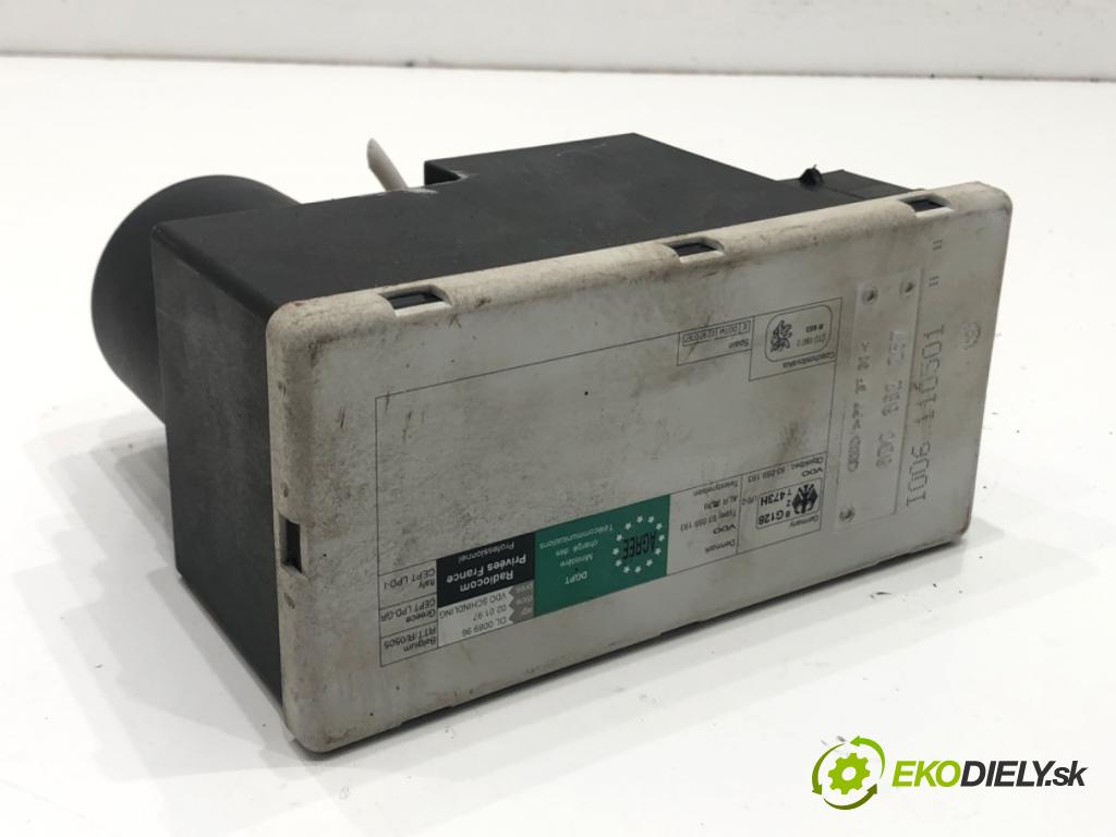 AUDI A3 (8L1) 1996 - 2006    1.6 75 kW [102 KM] benzyna 2000 - 2003  pumpa centrálneho zámku 8D0862257 (Riadiace jednotky centrálneho zámku)