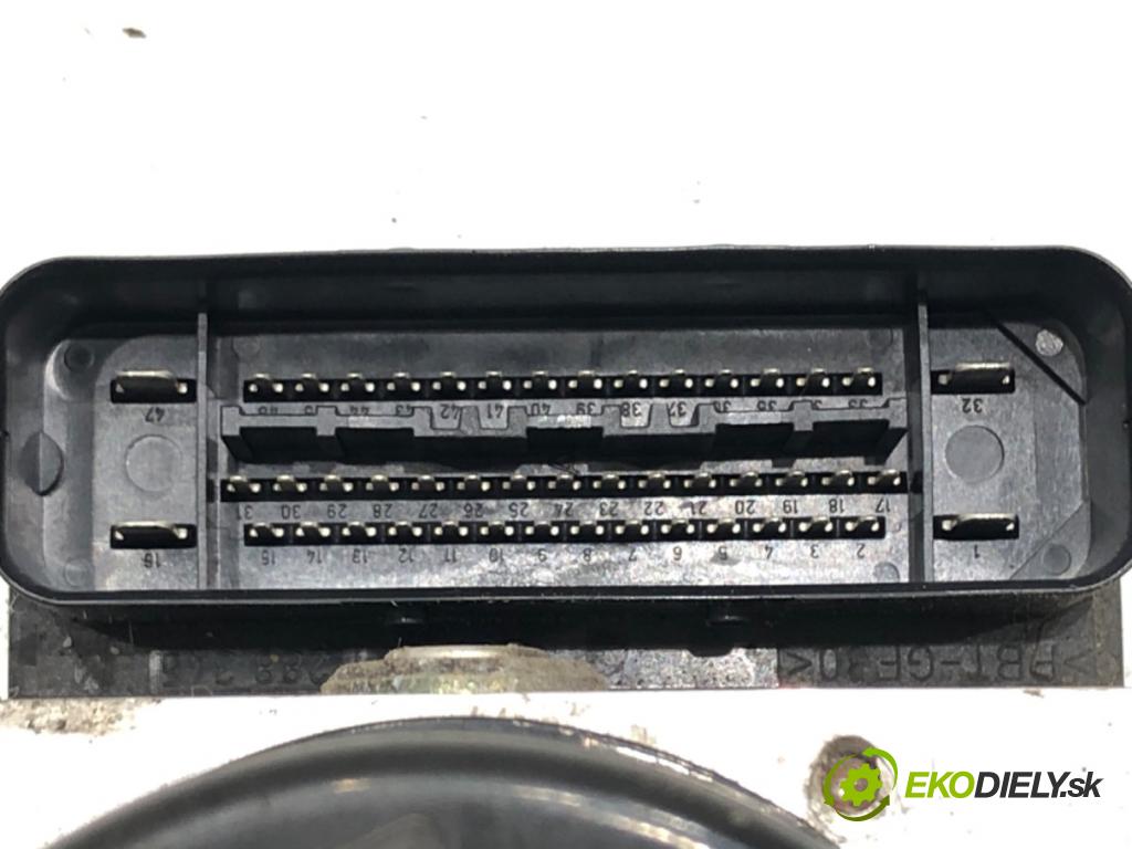 AUDI A3 (8L1) 1996 - 2006    1.6 75 kW [102 KM] benzyna 2000 - 2003  Pumpa ABS 1C0907379E (Pumpy ABS)