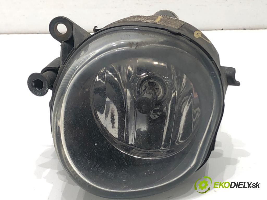 AUDI A3 (8L1) 1996 - 2006    1.6 75 kW [102 KM] benzyna 2000 - 2003  hmlové svetlo, hmlovka pravý přední část 8L0941700A