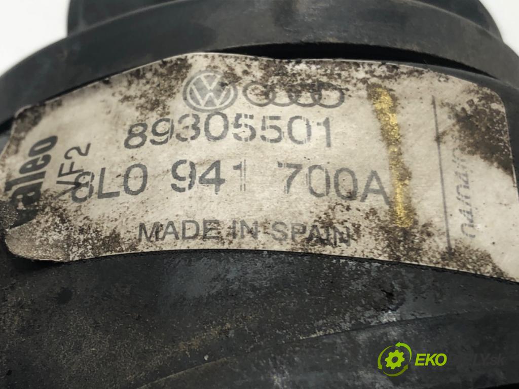 AUDI A3 (8L1) 1996 - 2006    1.6 75 kW [102 KM] benzyna 2000 - 2003  hmlové svetlo, hmlovka pravý přední část 8L0941700A