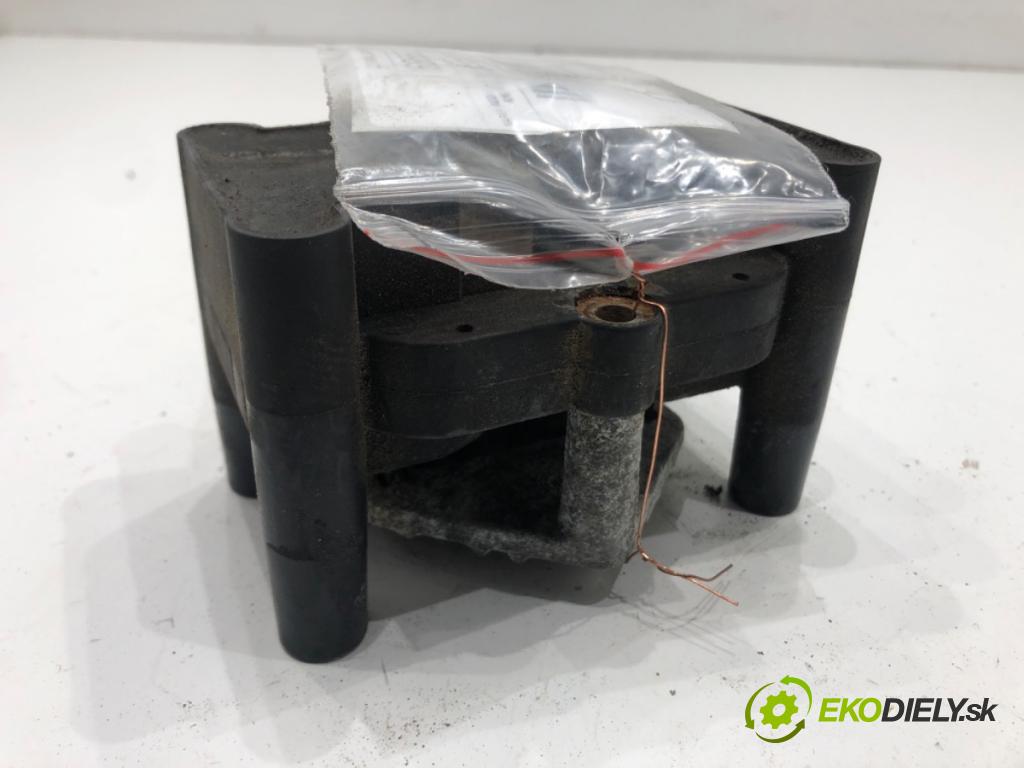 AUDI A3 (8L1) 1996 - 2006    1.6 75 kW [102 KM] benzyna 2000 - 2003  Cievka zapaľovacia  (Zapaľovacie cievky, moduly)