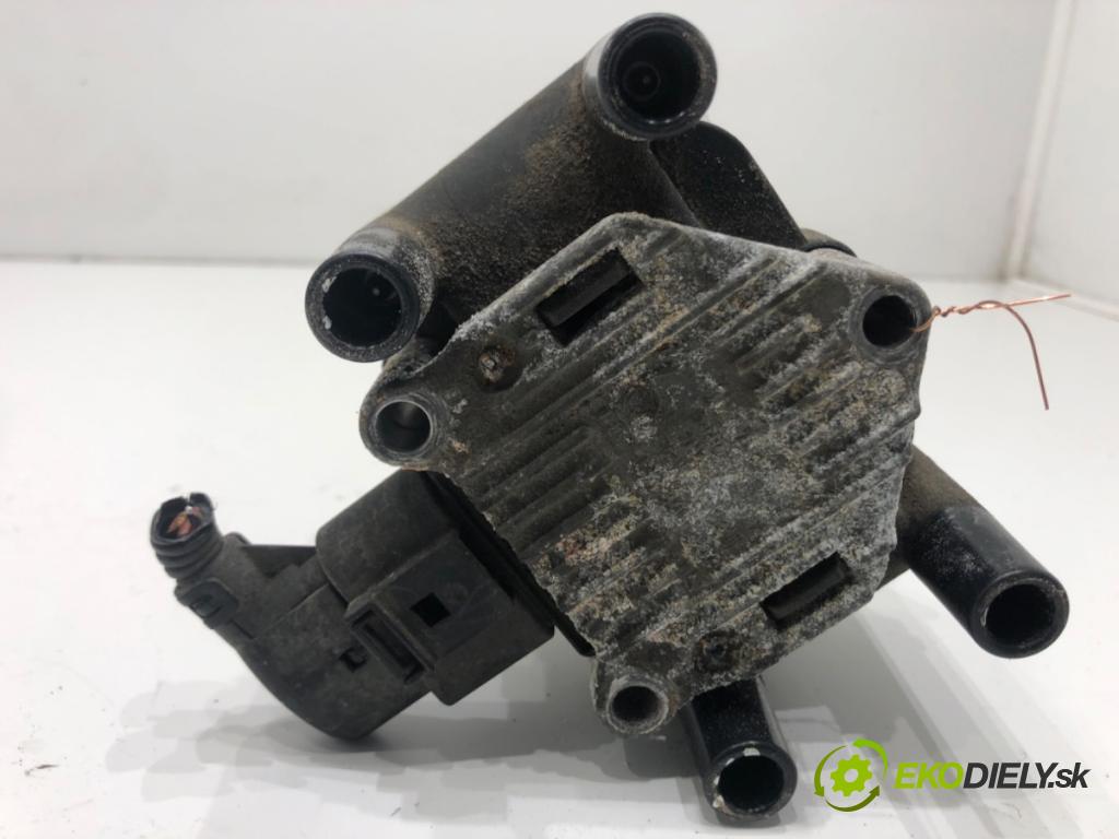 AUDI A3 (8L1) 1996 - 2006    1.6 75 kW [102 KM] benzyna 2000 - 2003  Cievka zapaľovacia  (Zapaľovacie cievky, moduly)