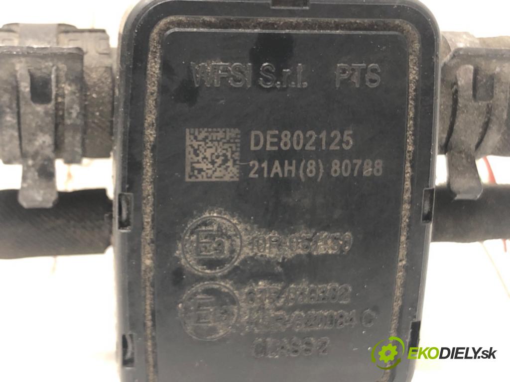 AUDI A3 (8L1) 1996 - 2006    1.6 75 kW [102 KM] benzyna 2000 - 2003  snímač tlaku LPG DE802125