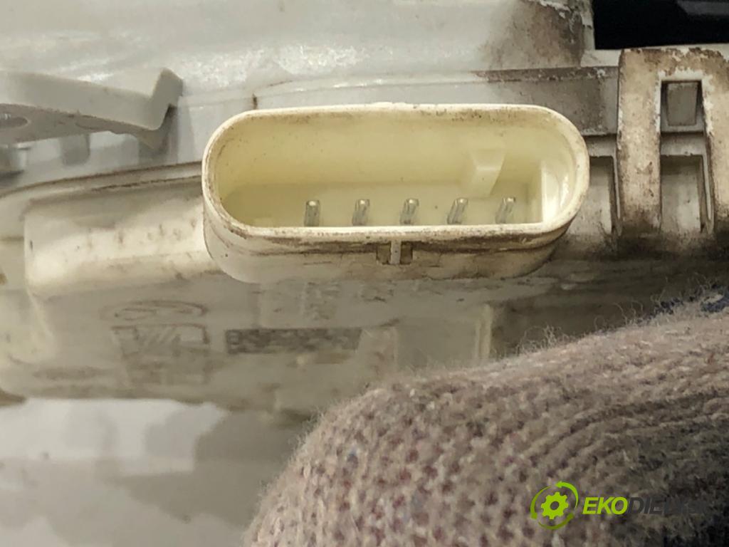 AUDI Q5 (8RB) 2008 - 2017    SQ5 TDI quattro 240 kW [326 KM] olej napędowy 2015 - 2017  zámok dveře pravý přední část 8J1837016F