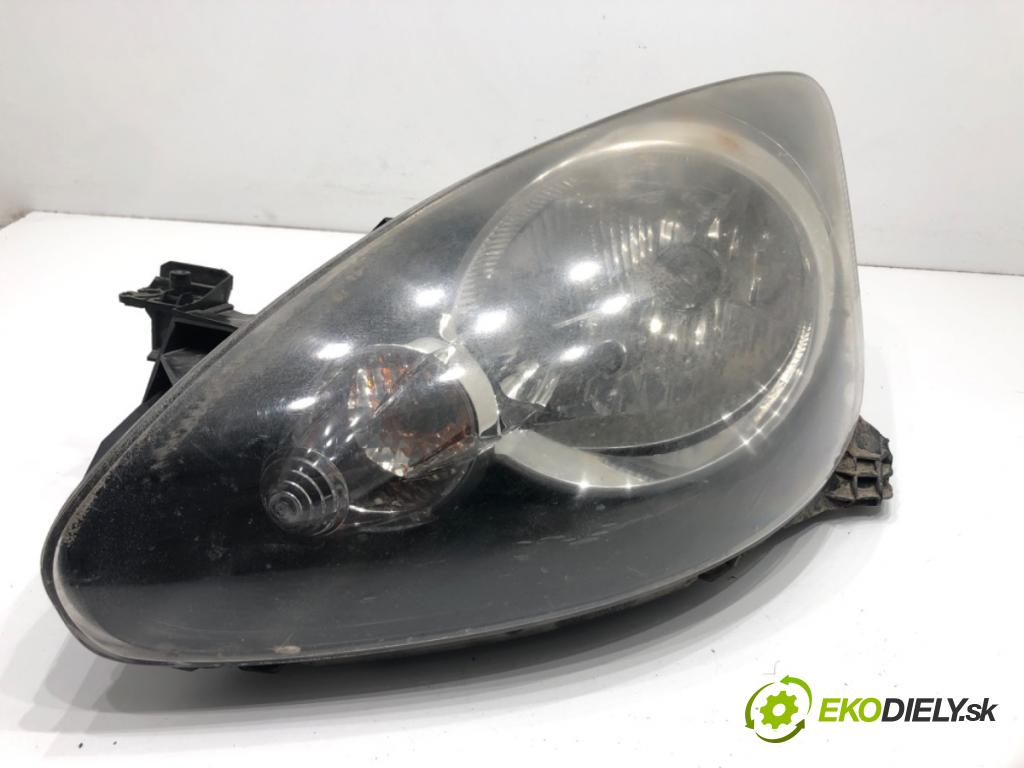 TOYOTA AYGO (_B1_) 2005 - 2014    1.0 (KGB10_) 50 kW [68 KM] benzyna 2005 - 2014  světlomet levý přední část 81150-0H020
