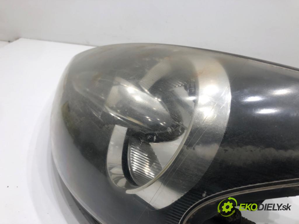 TOYOTA AYGO (_B1_) 2005 - 2014    1.0 (KGB10_) 50 kW [68 KM] benzyna 2005 - 2014  světlomet levý přední část 81150-0H020