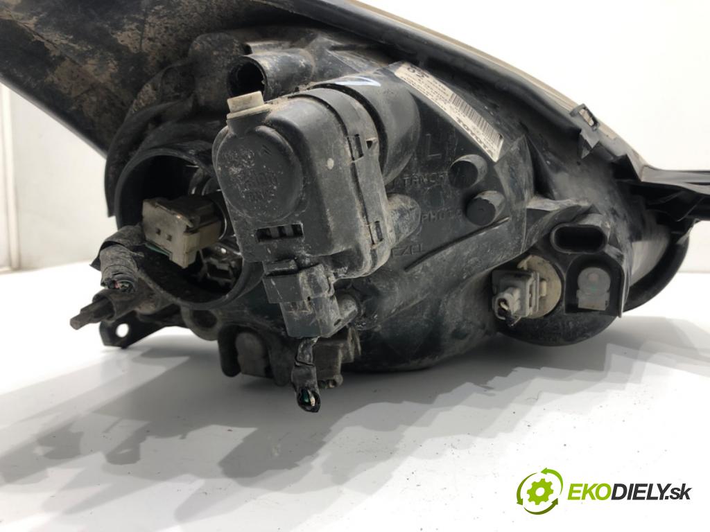 TOYOTA AYGO (_B1_) 2005 - 2014    1.0 (KGB10_) 50 kW [68 KM] benzyna 2005 - 2014  světlomet levý přední část 81150-0H020