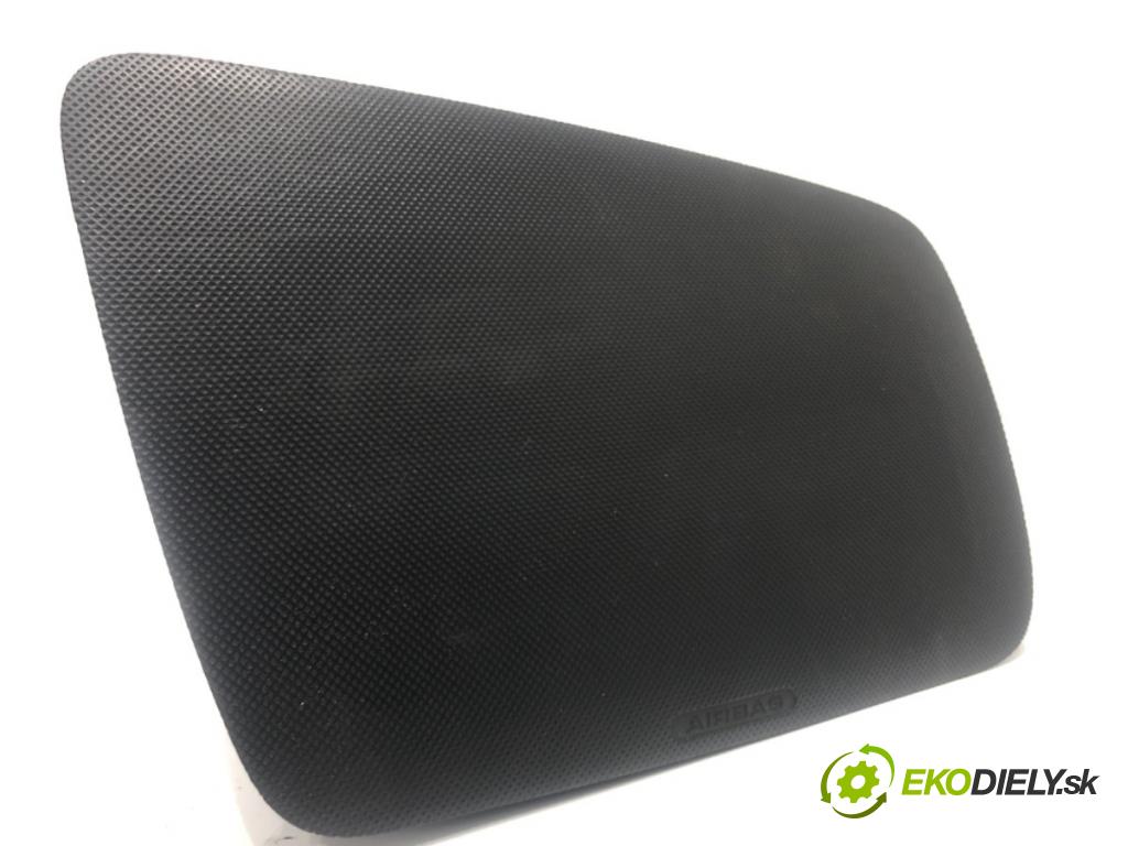 TOYOTA AYGO (_B1_) 2005 - 2014    1.0 (KGB10_) 50 kW [68 KM] benzyna 2005 - 2014  AirBag spolujazdca  (Airbagy)
