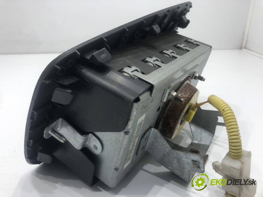 TOYOTA AYGO (_B1_) 2005 - 2014    1.0 (KGB10_) 50 kW [68 KM] benzyna 2005 - 2014  AirBag spolujazdca  (Airbagy)