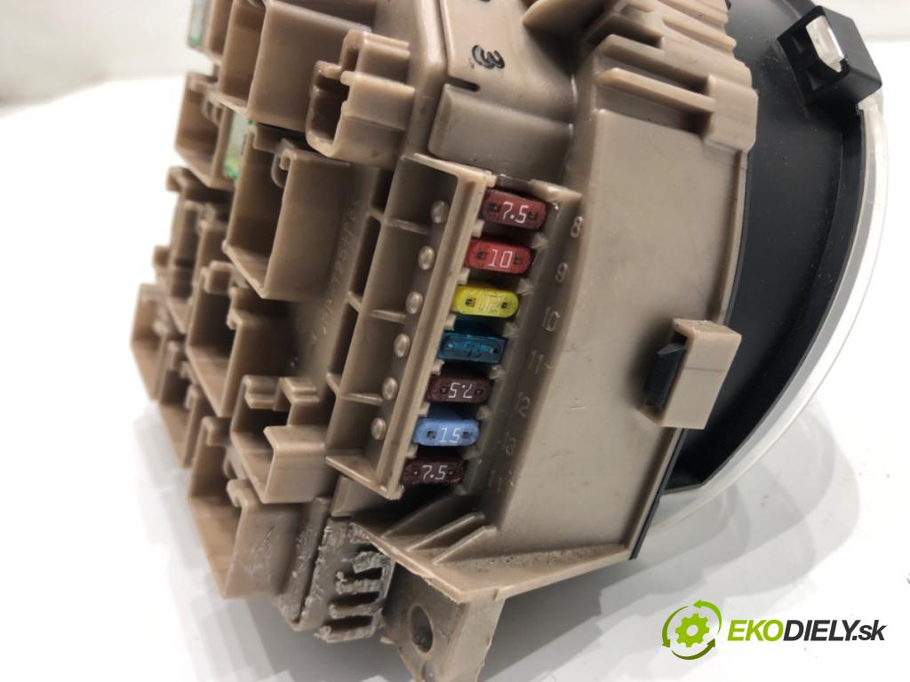 TOYOTA AYGO (_B1_) 2005 - 2014    1.0 (KGB10_) 50 kW [68 KM] benzyna 2005 - 2014  Prístrojovka 83800-0H011 (Prístrojové dosky, displeje)