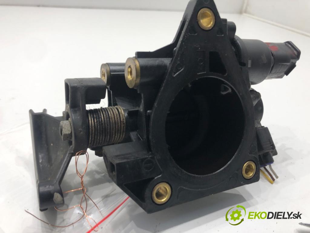 TOYOTA AYGO (_B1_) 2005 - 2014    1.0 (KGB10_) 50 kW [68 KM] benzyna 2005 - 2014  Škrtiaca klapka 39452-52011 (Škrtiace klapky)
