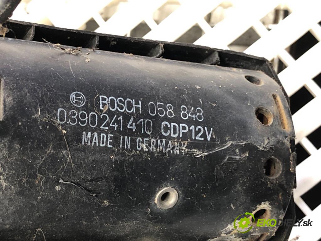 MERCEDES-BENZ 124 sedan (W124) 1984 - 1993    300 D (124.130) 80 kW [109 KM] olej napędowy 1984 - 1989  Mechanizmus stieračov predný  (Motorčeky stieračov predné)