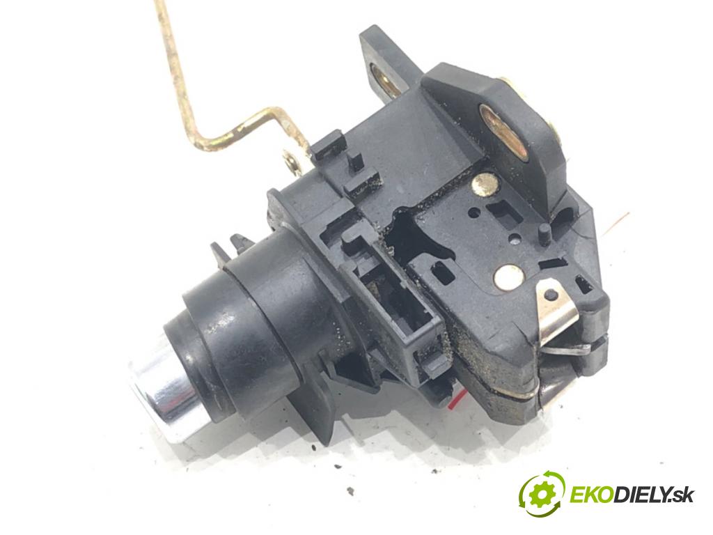 MERCEDES-BENZ W124 sedan 1988 80 kW 300 D (124.130) 2996 Kľučka dverí zad