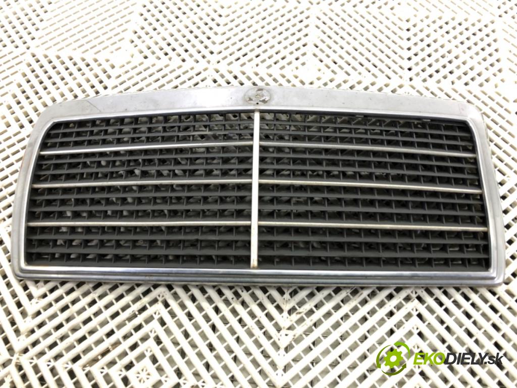 MERCEDES-BENZ 124 sedan (W124) 1984 - 1993    300 D (124.130) 80 kW [109 KM] olej napędowy 1984 - 1989  mřížka maska 1248880223 (Mřížky (masky) chladičů)