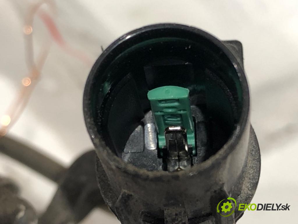 MITSUBISHI LANCER VIII (CY_A, CZ_A) 2007 - 2022    1.8 DI-D 85 kW [116 KM] olej napędowy 2010 - 2022  Kompresor klimatizácie 7813A428 (Kompresor klimatizácie)