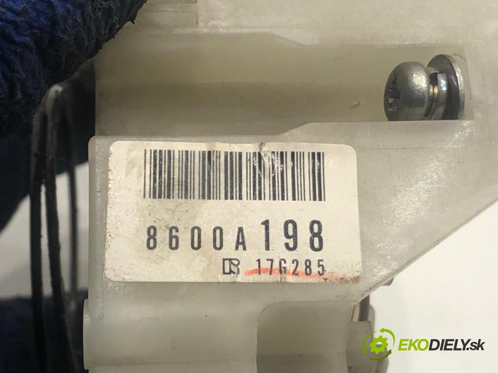 MITSUBISHI LANCER VIII (CY_A, CZ_A) 2007 - 2022    1.8 DI-D 85 kW [116 KM] olej napędowy 2010 - 2022  Prepínač kombinovaný 8600A198 (Prepínače, spínače, tlačidlá a ovládače kúrenia)