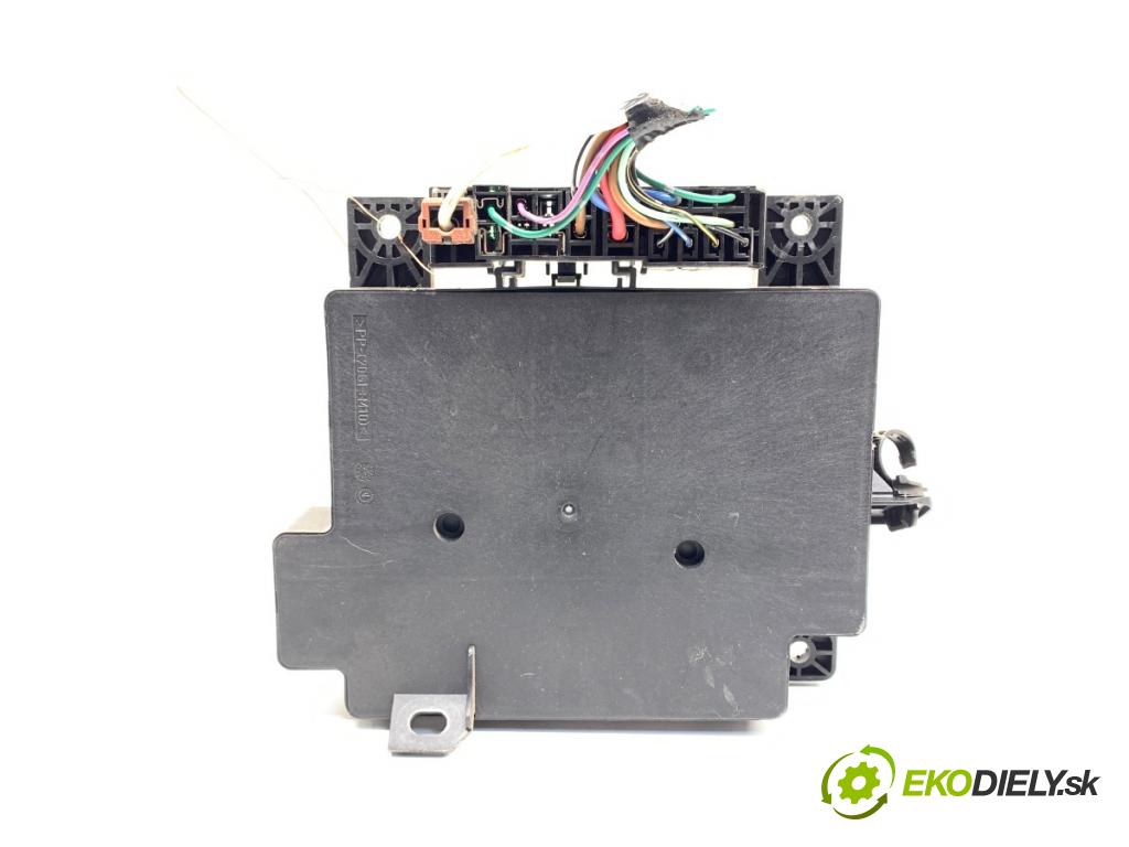 MITSUBISHI LANCER VIII (CY_A, CZ_A) 2007 - 2022    1.8 DI-D 85 kW [116 KM] olej napędowy 2010 - 2022  modul BSI 8637A654 (Pojistkové skříňky)