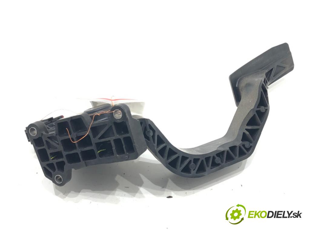 JEEP CHEROKEE (KL) 2013 - 2022    3.2 V6 200 kW [272 KM] benzyna 2013 - 2022  Potenciometer plynu 04581652AC (Pedál)