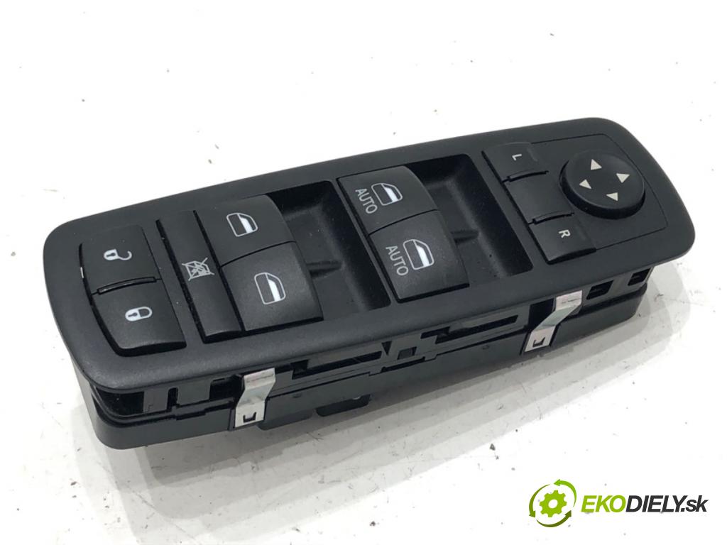 JEEP CHEROKEE (KL) 2013 - 2022    3.2 V6 200 kW [272 KM] benzyna 2013 - 2022  Prepínač okien 68271206AA (Prepínače, spínače, tlačidlá a ovládače kúrenia)