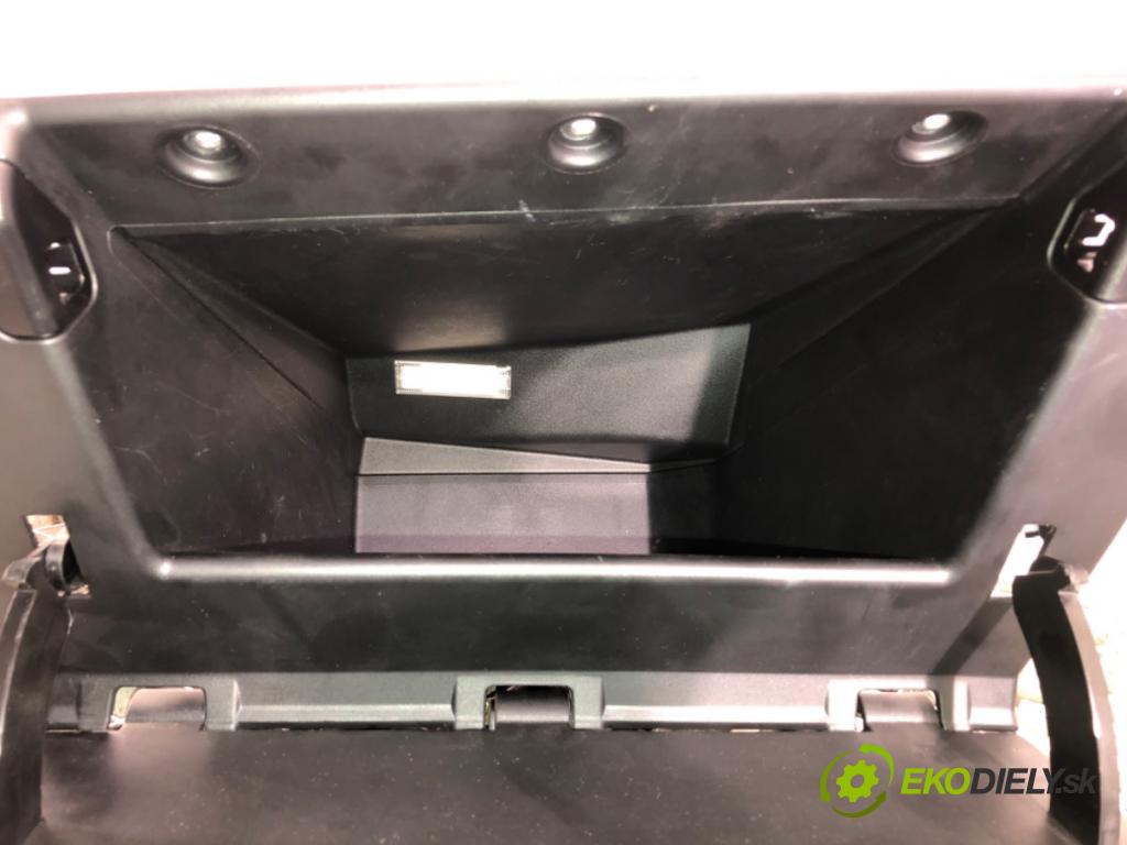 JEEP CHEROKEE (KL) 2013 - 2022    3.2 V6 200 kW [272 KM] benzyna 2013 - 2022  Priehradka, kastlík spolujazdca  (Priehradka, kastlík)