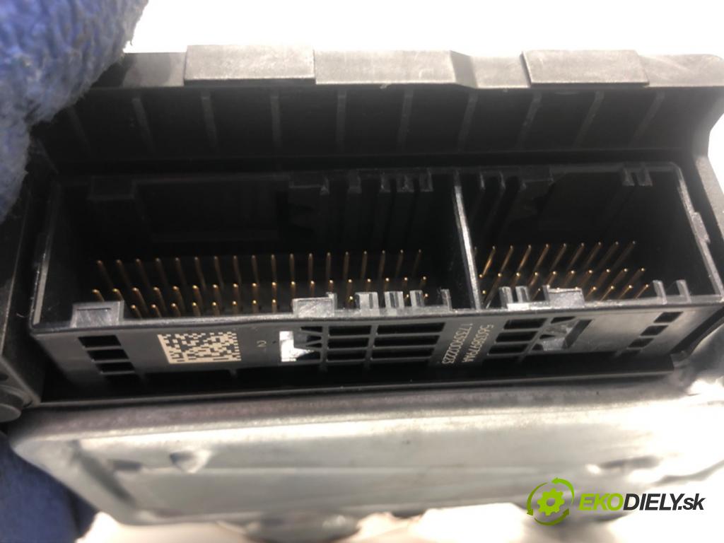 JEEP CHEROKEE (KL) 2013 - 2022    3.2 V6 200 kW [272 KM] benzyna 2013 - 2022  senzor airbag P68293704AA (Snímače)