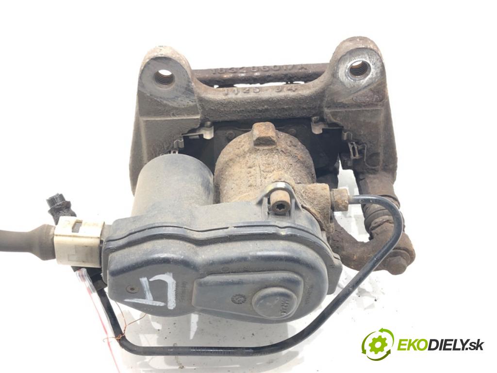JEEP CHEROKEE (KL) 2013 - 2022    3.2 V6 200 kW [272 KM] benzyna 2013 - 2022  Brzdič strmeň ľavy zad