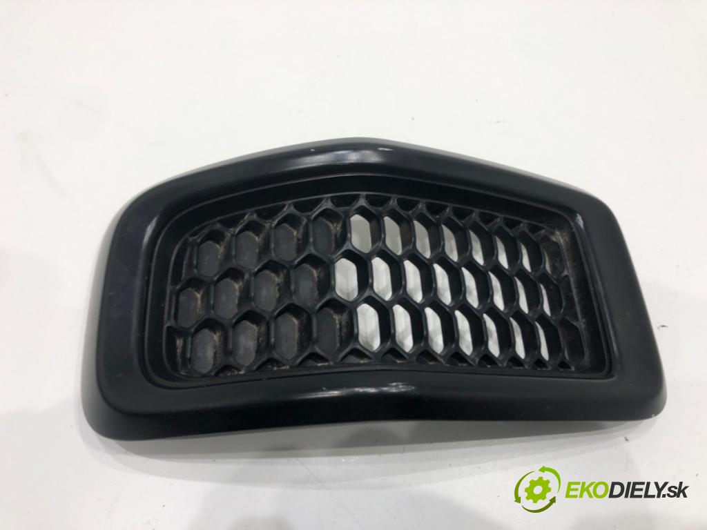 JEEP CHEROKEE (KL) 2013 - 2022    3.2 V6 200 kW [272 KM] benzyna 2013 - 2022  mří kapoty 68303626AA (Mřížky (masky) chladičů)