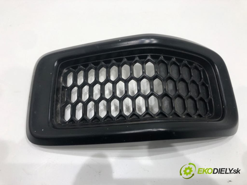 JEEP CHEROKEE (KL) 2013 - 2022    3.2 V6 200 kW [272 KM] benzyna 2013 - 2022  mří kapoty 68303626AA (Mřížky (masky) chladičů)