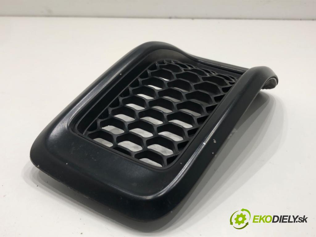 JEEP CHEROKEE (KL) 2013 - 2022    3.2 V6 200 kW [272 KM] benzyna 2013 - 2022  mří kapoty 68305626AA (Mřížky (masky) chladičů)