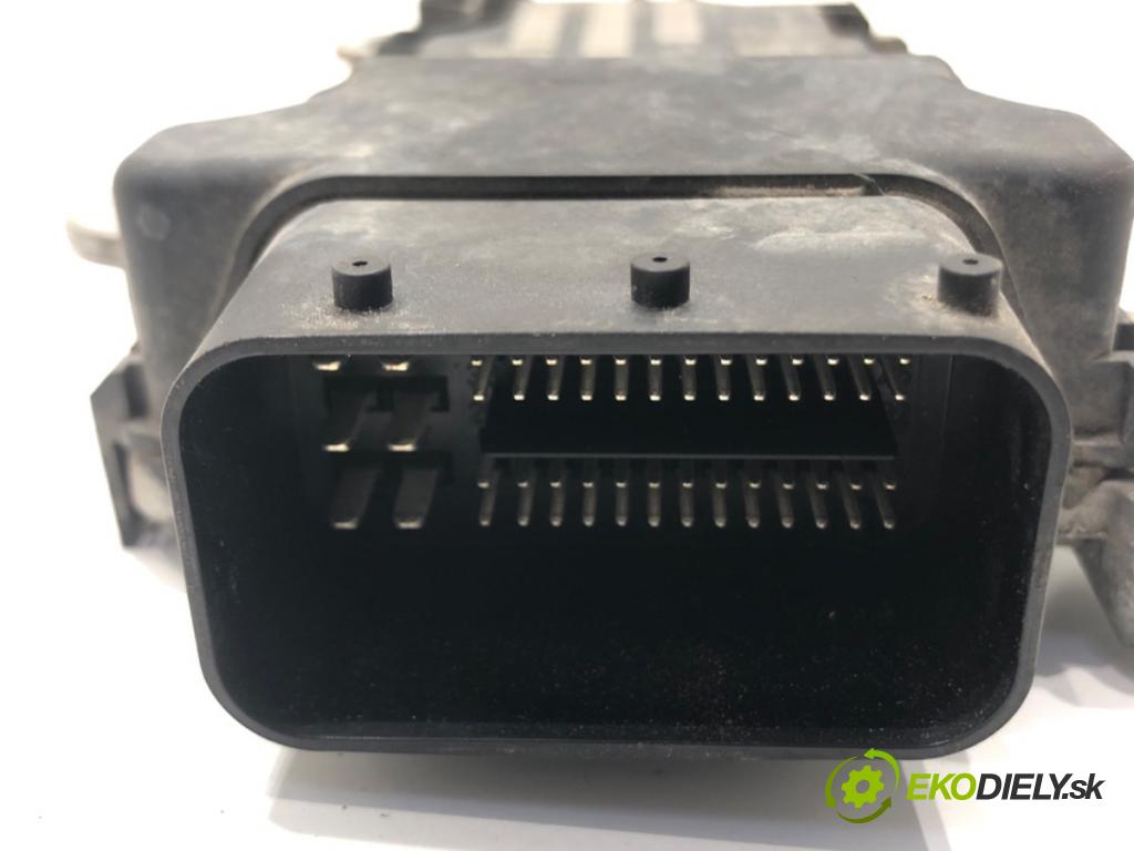 JEEP CHEROKEE (KL) 2013 - 2022    3.2 V6 200 kW [272 KM] benzyna 2013 - 2022  Riadiaca jednotka prevodovky 68249614AA (Riadiace jednotky prevodovky)