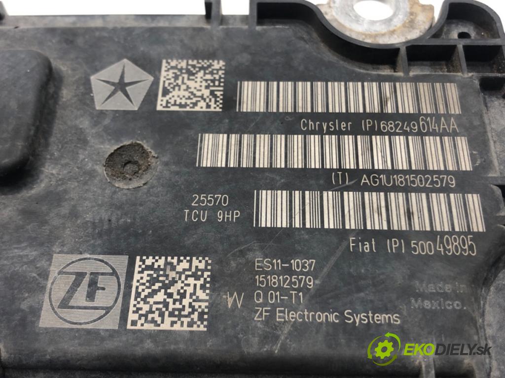 JEEP CHEROKEE (KL) 2013 - 2022    3.2 V6 200 kW [272 KM] benzyna 2013 - 2022  Riadiaca jednotka prevodovky 68249614AA (Riadiace jednotky prevodovky)