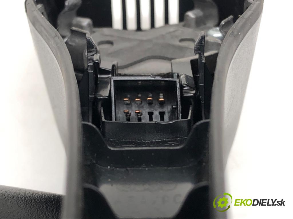 AUDI Q5 (8RB) 2008 - 2017    SQ5 TDI quattro 240 kW [326 KM] olej napędowy 2015 - 2017  zpětné zrcátko vnitřní 8T0857511AB (Světla vnitřní)